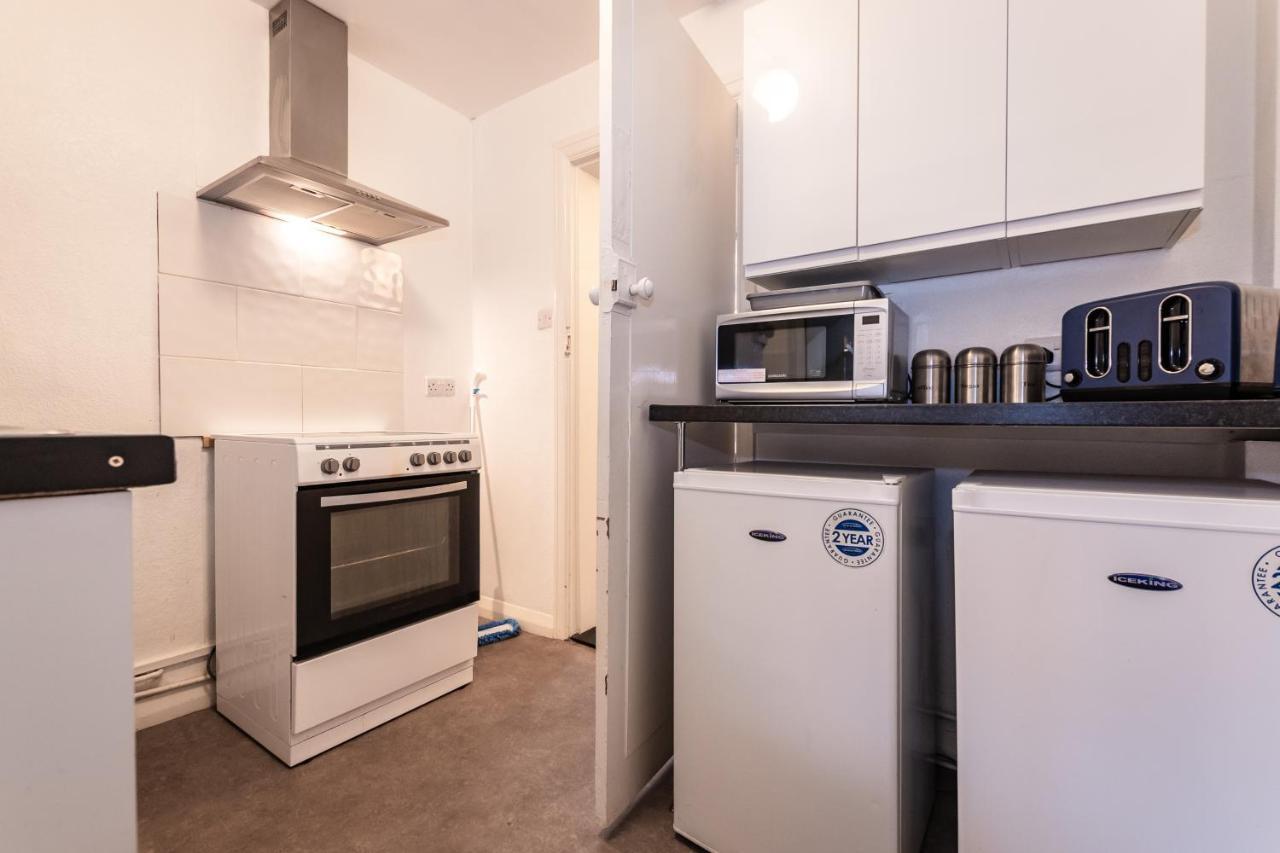 Best Price! Perfect Gunwharf Accommodation - 5 Single Beds Or Kingsize Free Parking Portsmouth Exterior foto