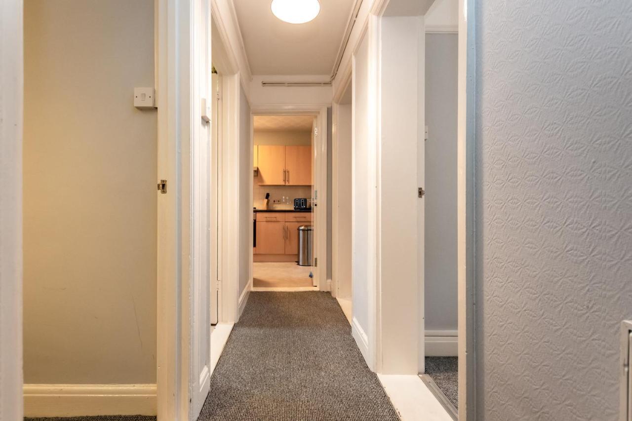 Best Price! Perfect Gunwharf Accommodation - 5 Single Beds Or Kingsize Free Parking Portsmouth Exterior foto